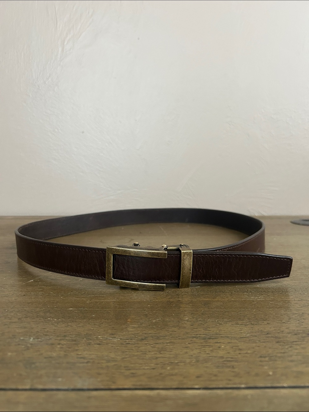 Anson Men’s Belt & Buckle 1.25" Ratchet Belt In Antiqued Brass-finish Metal Belt
